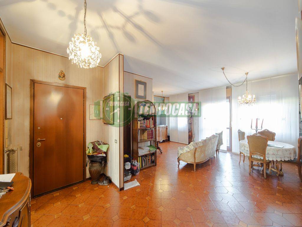 Appartamento in vendita a Desio via Jacopo Tintoretto, 5