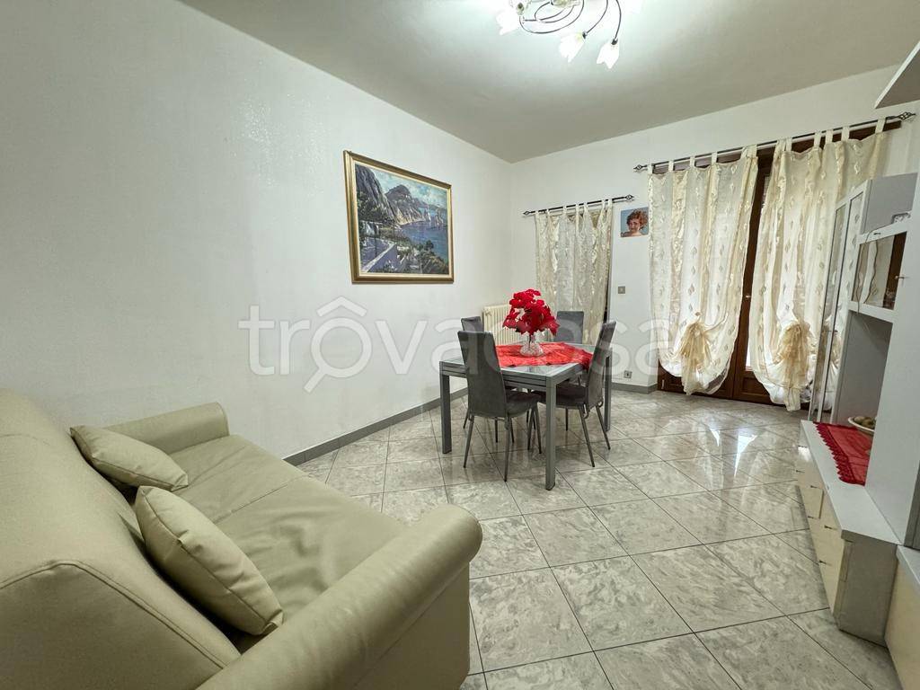 Appartamento in vendita a Grugliasco via Silvio Allason