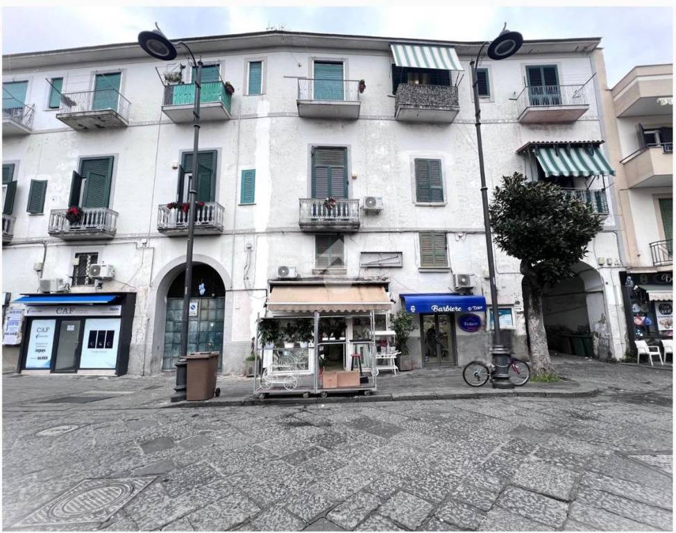Appartamento in vendita a Casoria piazza Domenico Cirillo, 10