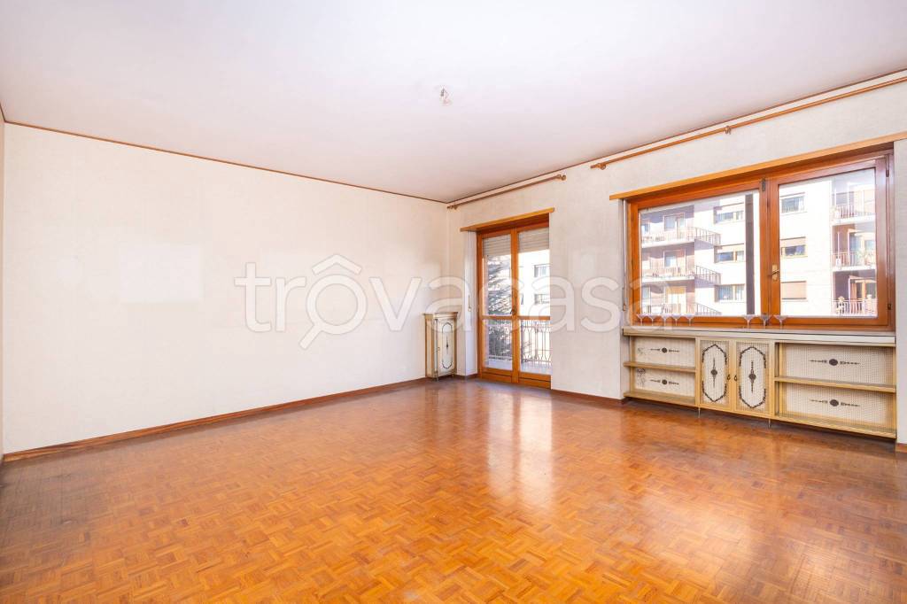 Appartamento in vendita a Torino via Gorizia, 141
