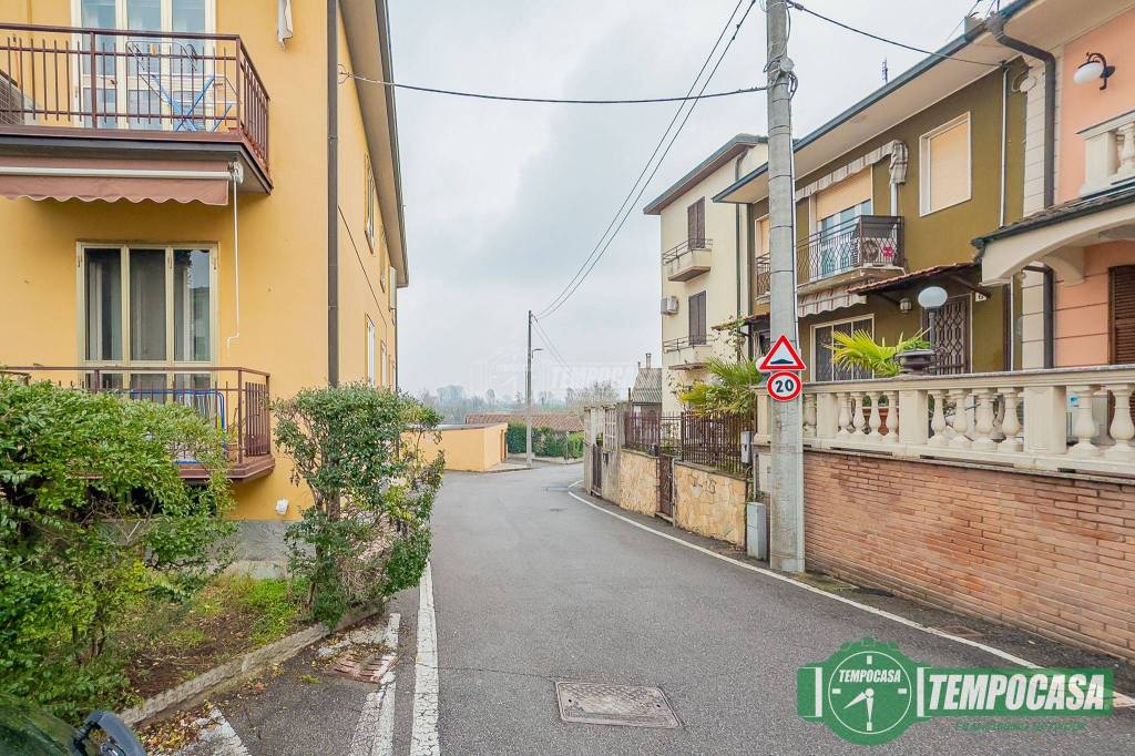 Appartamento in vendita a Salerano sul Lambro via Roma 1