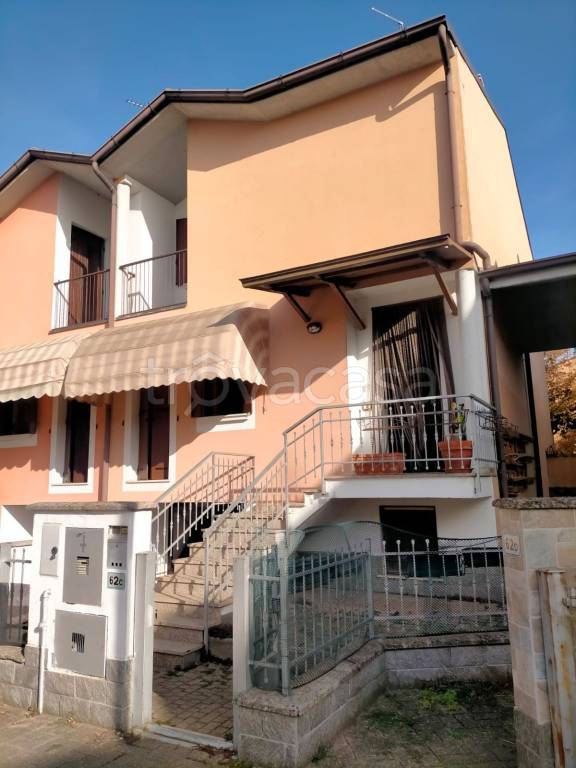 Villa a Schiera in vendita a Cremona via Milano, 62