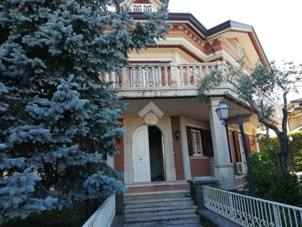 Villa in vendita ad Avellino contrada sant'eustacchio
