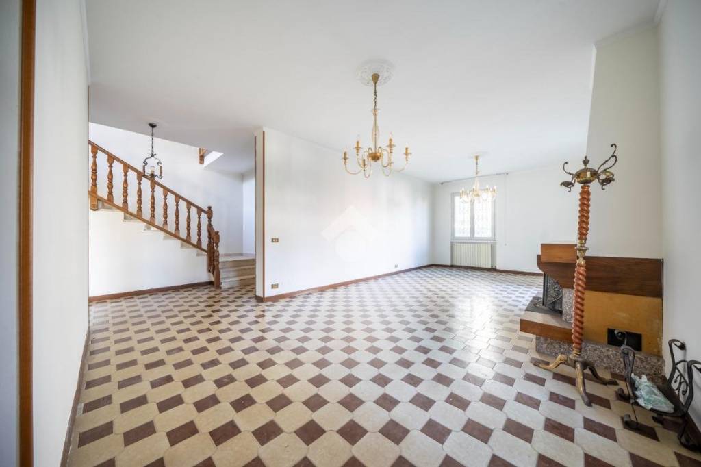 Villa a Schiera in vendita a Carpi via Antonelli, 22