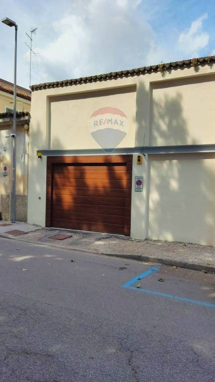 Garage in vendita a Mantova piazza Anconetta, 18