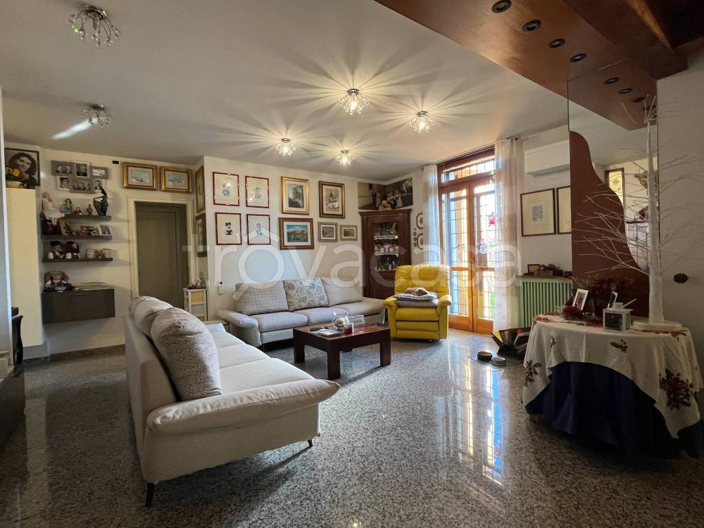 Villa in vendita a Monte San Pietro via 1 Pioppi