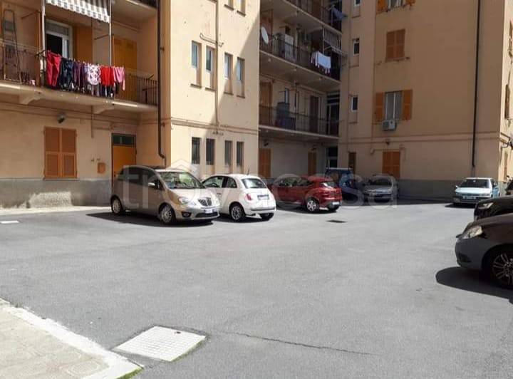 Appartamento in vendita a Genova via Giovanni Torti