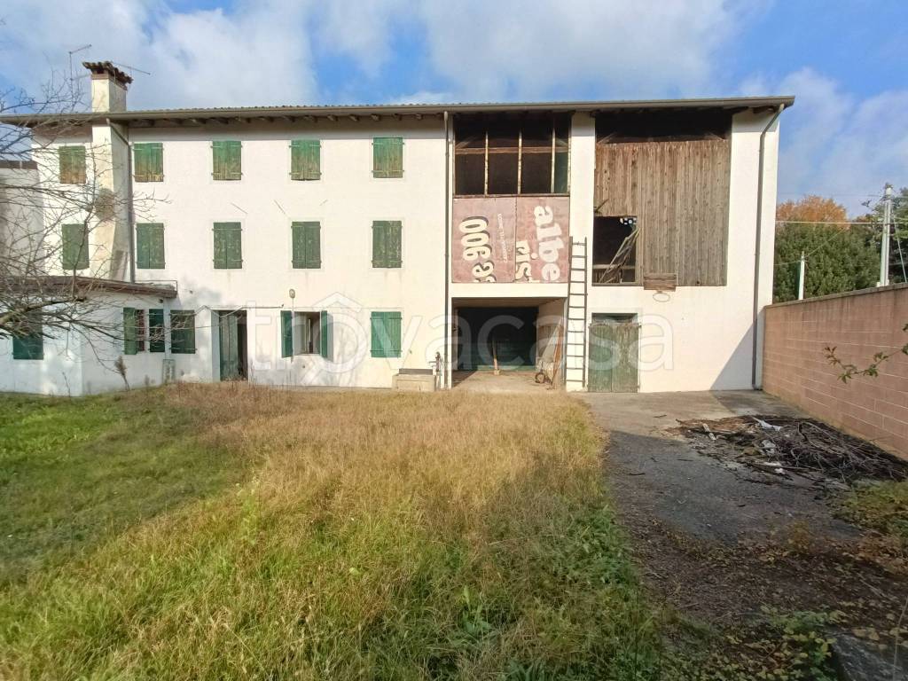 Villa a Schiera in vendita a Casarsa della Delizia via Segluzza, 37