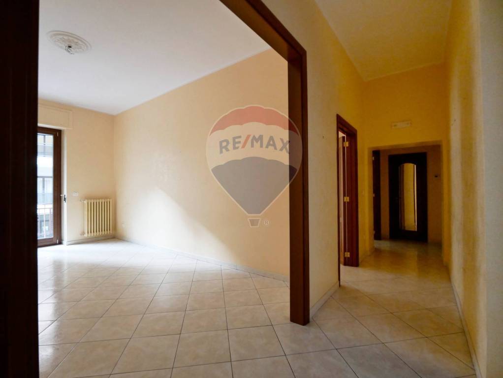 Appartamento in vendita a Barletta via Ferdinando I d'Aragona, 53