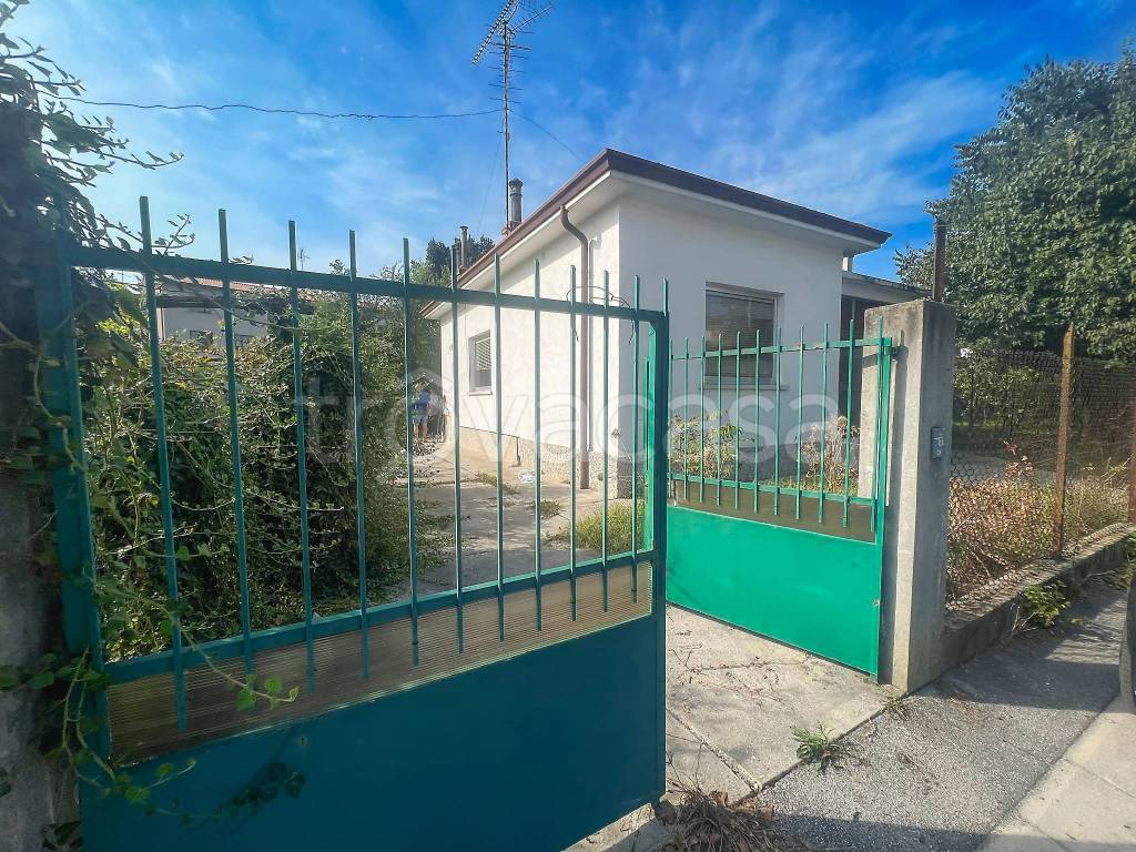 Villa in vendita a Monfalcone via San Rocco, 3