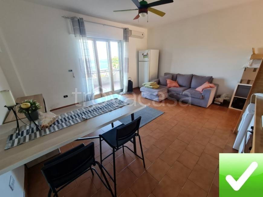 Appartamento in vendita a Villa San Giovanni via Fontana Vecchia Cannitello, 18