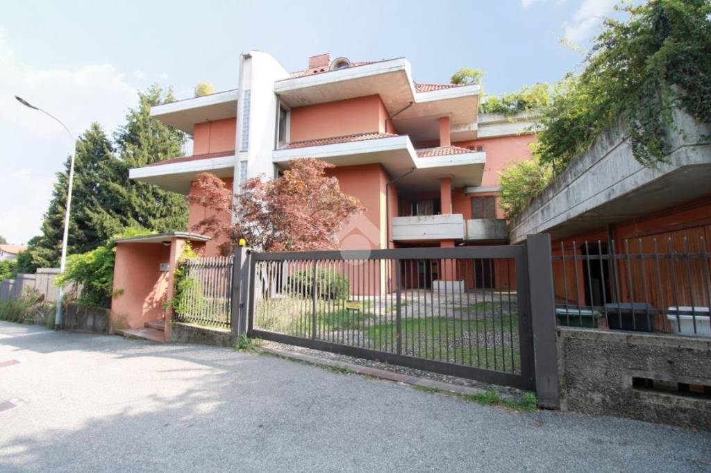 Appartamento in vendita a Trezzo sull'Adda via f. Guarnerio, 70