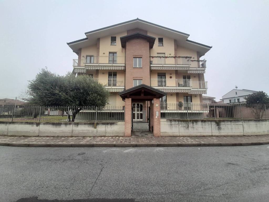 Appartamento in vendita a Sommariva del Bosco via Vittorio Emanuele II