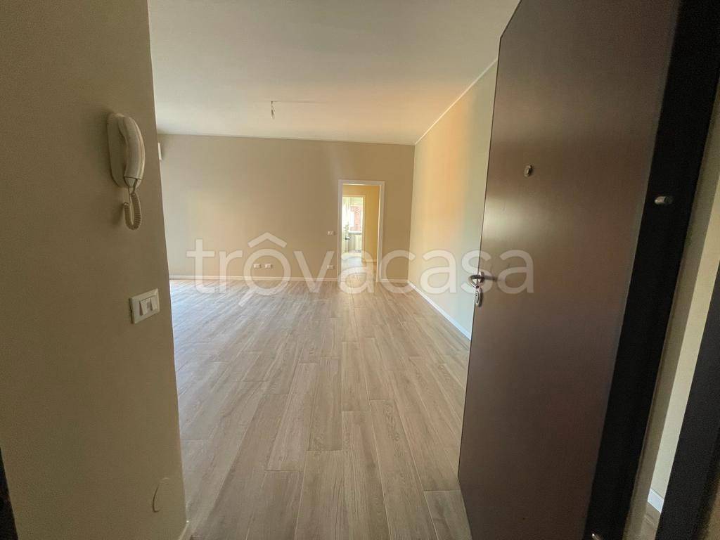 Appartamento in vendita a Brescia via Boves, 36