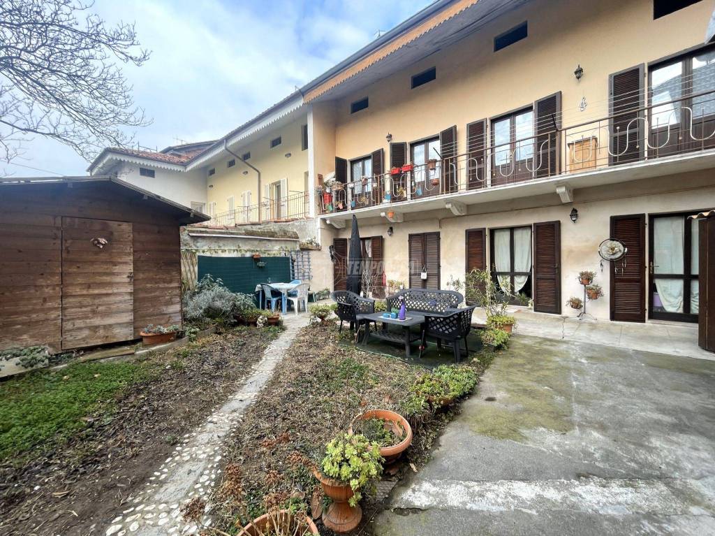 Casa Indipendente in vendita a Romano Canavese via Fabio Filzi