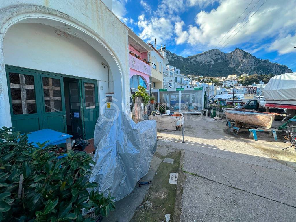 Negozio in vendita a Capri piazzetta Angelo Ferraro