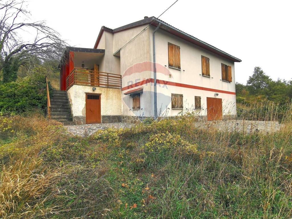 Villa in vendita a Rosello via Della Pineta