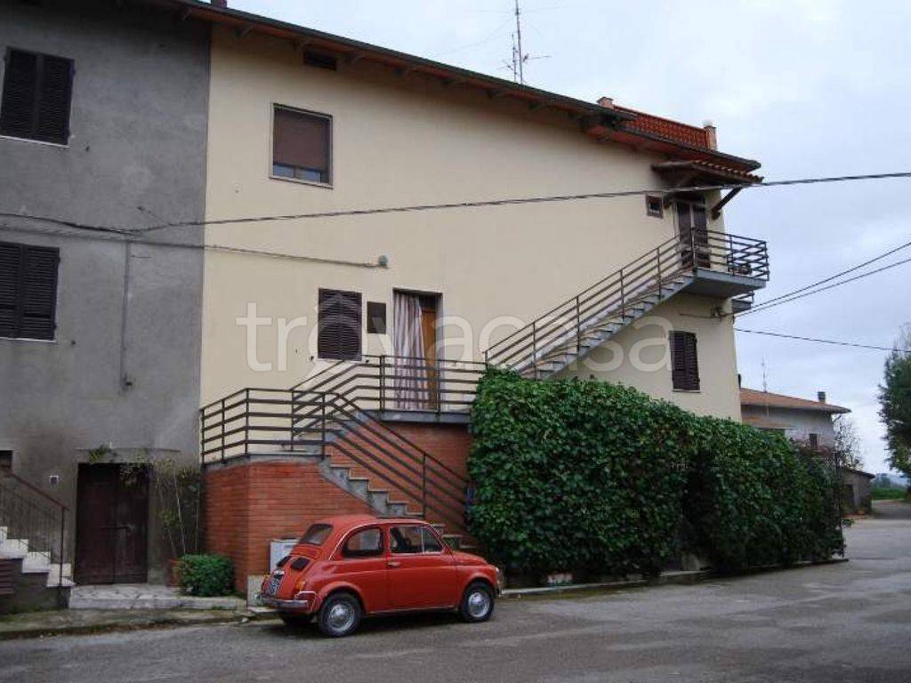 Villa in vendita a Castiglione del Lago località Frattavecchia