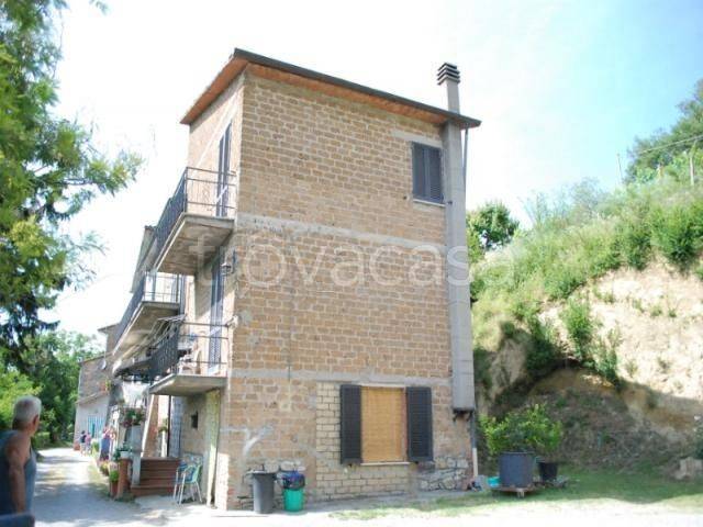 Villa in vendita a Monteleone d'Orvieto via del fosso, 10