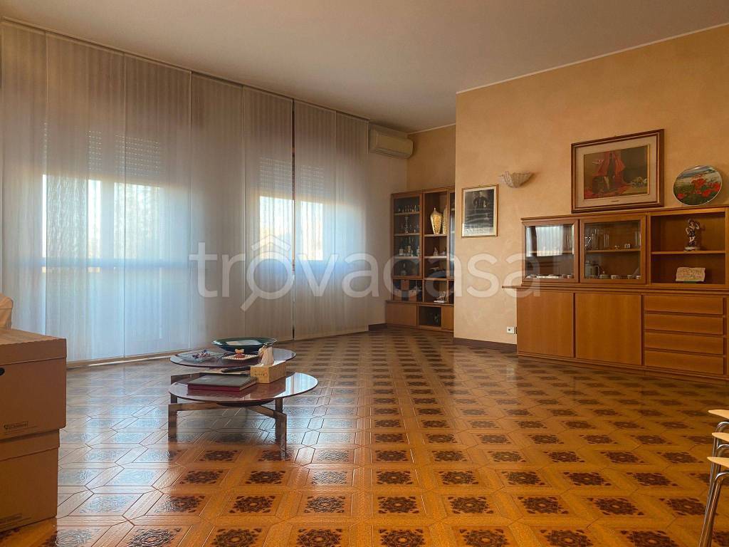Appartamento in vendita a Bottanuco via Papa Giovanni xxiii, 68