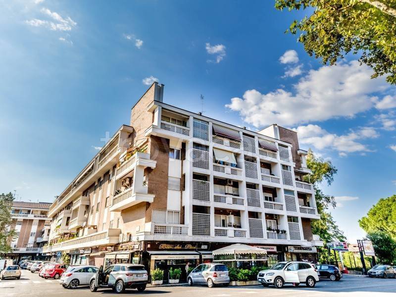 Appartamento in vendita a Roma via Fosdinovo