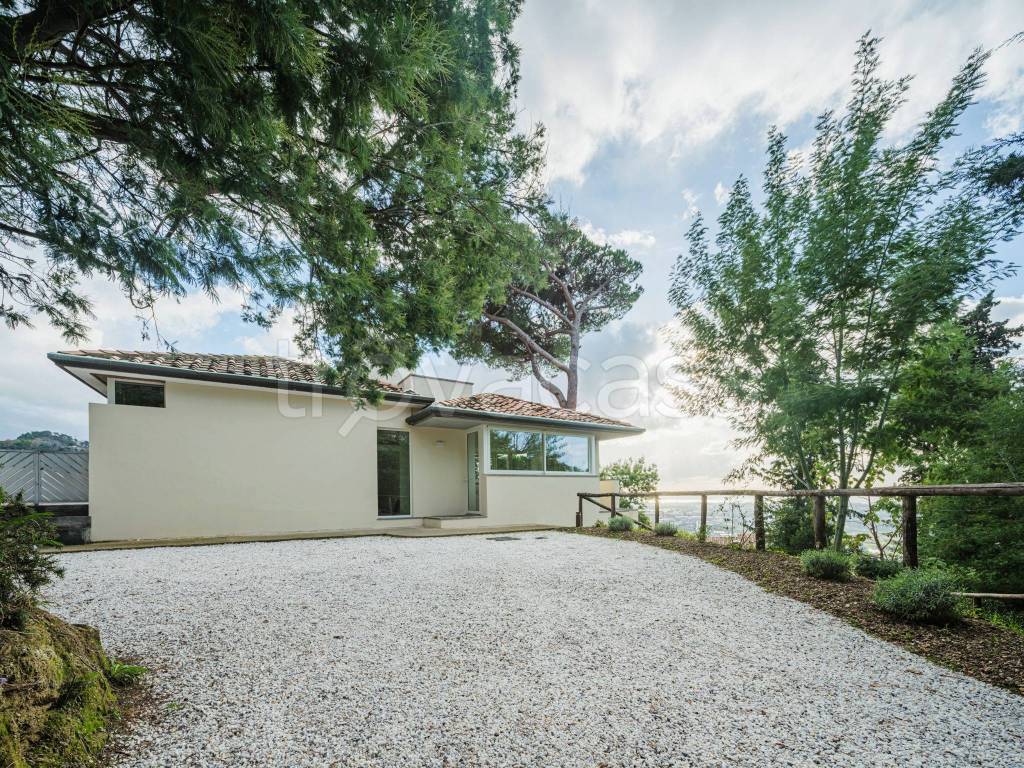 Villa in vendita a Massarosa via Francesca