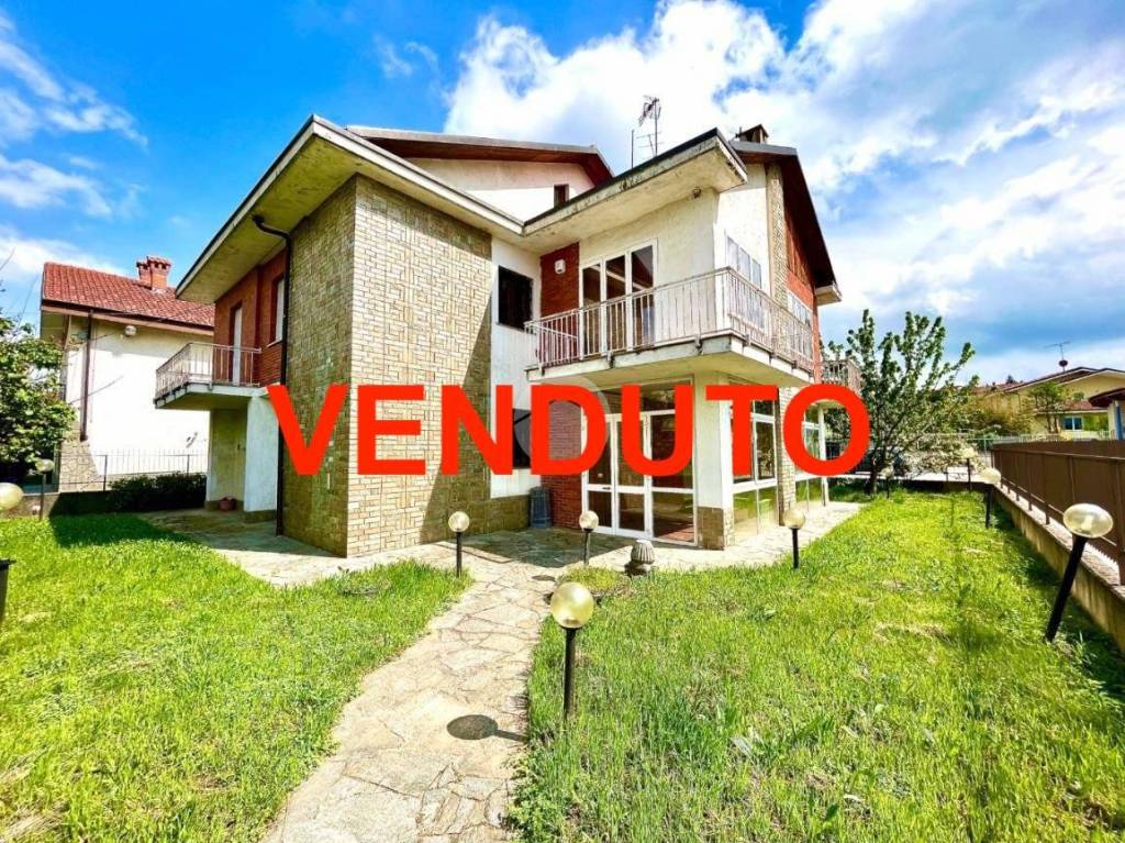 Villa in vendita a Rosta via Piave, 13