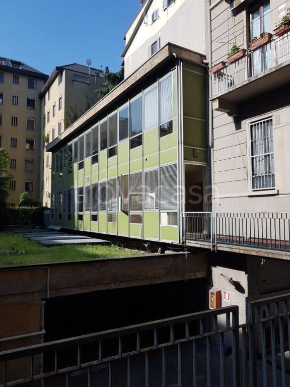 Ufficio in affitto a Milano via Carlo Goldoni, 34