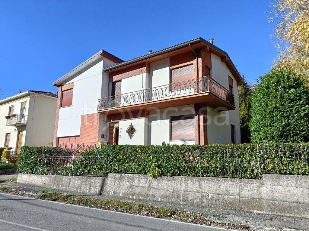 Villa Bifamiliare in vendita a Salsomaggiore Terme via Patrioti, 76