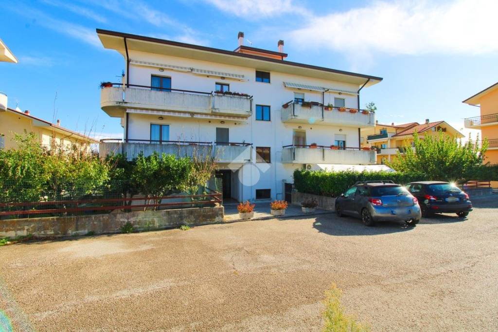 Appartamento in vendita a San Vito Chietino via Raffaello Sanzio, 89