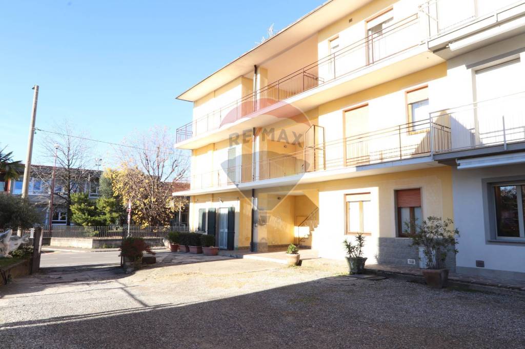 Appartamento in vendita a Suisio edmondo de Amicis, 29