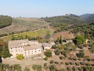 Colonica in vendita a castelnuovo berardenga via del gallo nero