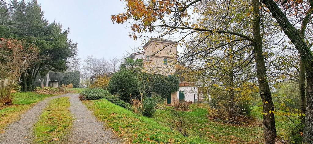 Villa in affitto a Sasso Marconi via Porrettana, 170
