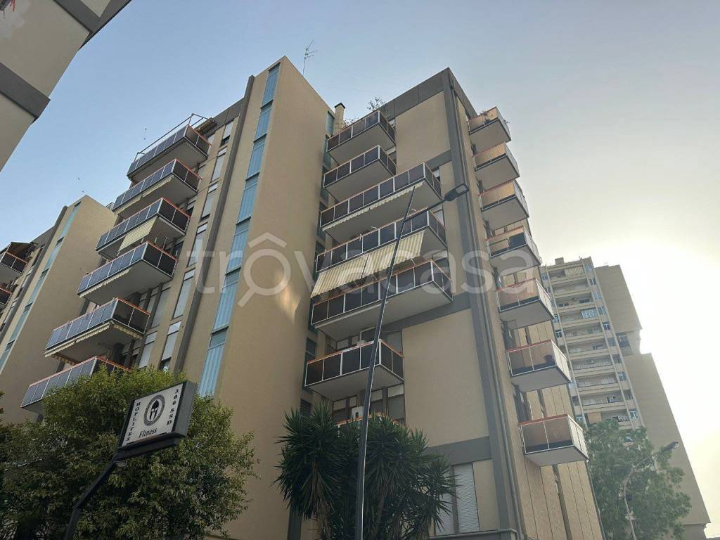 Appartamento in vendita a Taranto via Dante Alighieri, 298