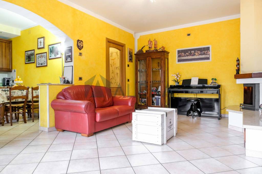 Appartamento in vendita a Mercato Saraceno via Quinto Bucci