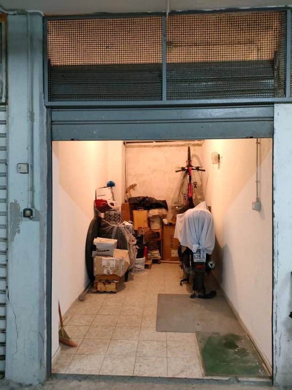 Garage in vendita a Gallipoli via Trento, 3
