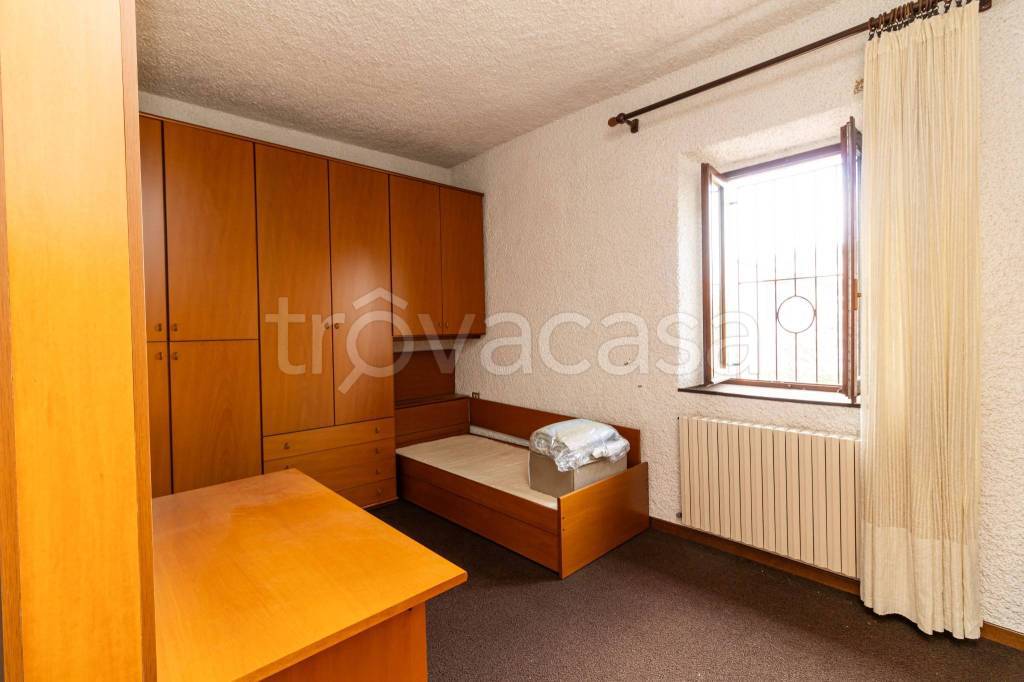 Appartamento in vendita a Cornate d'Adda via l. Porta, 12