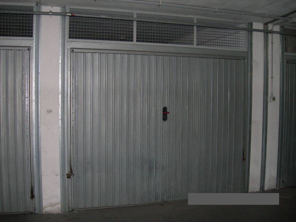 Garage in vendita a Lecce via San Cesario, 116