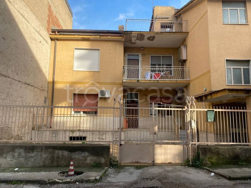 Appartamento in vendita a Maddaloni via Giovanni Gentile