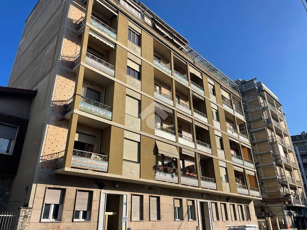 Appartamento in vendita a Torino via bene vagienna, 58
