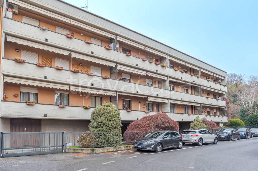 Appartamento in vendita a Como via Carlo Volpati, 18