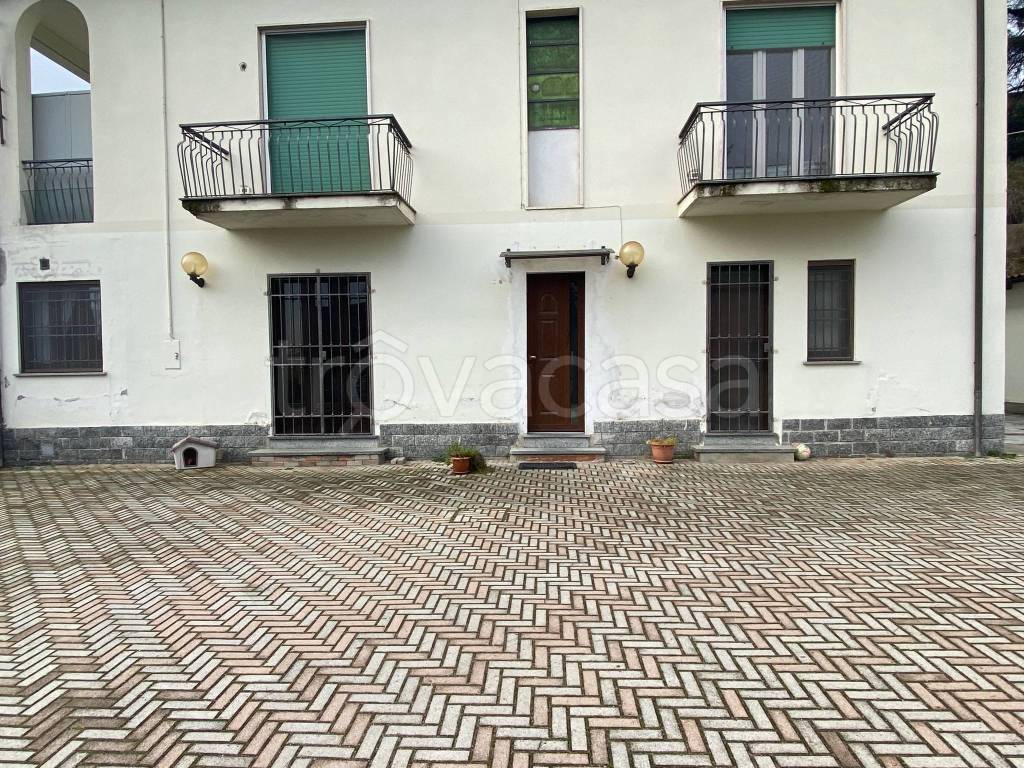 Appartamento in vendita a Castello di Annone via Valmerlana, 6