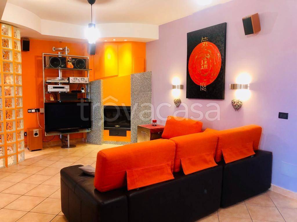 Appartamento in vendita a Latina via Legnano, 61