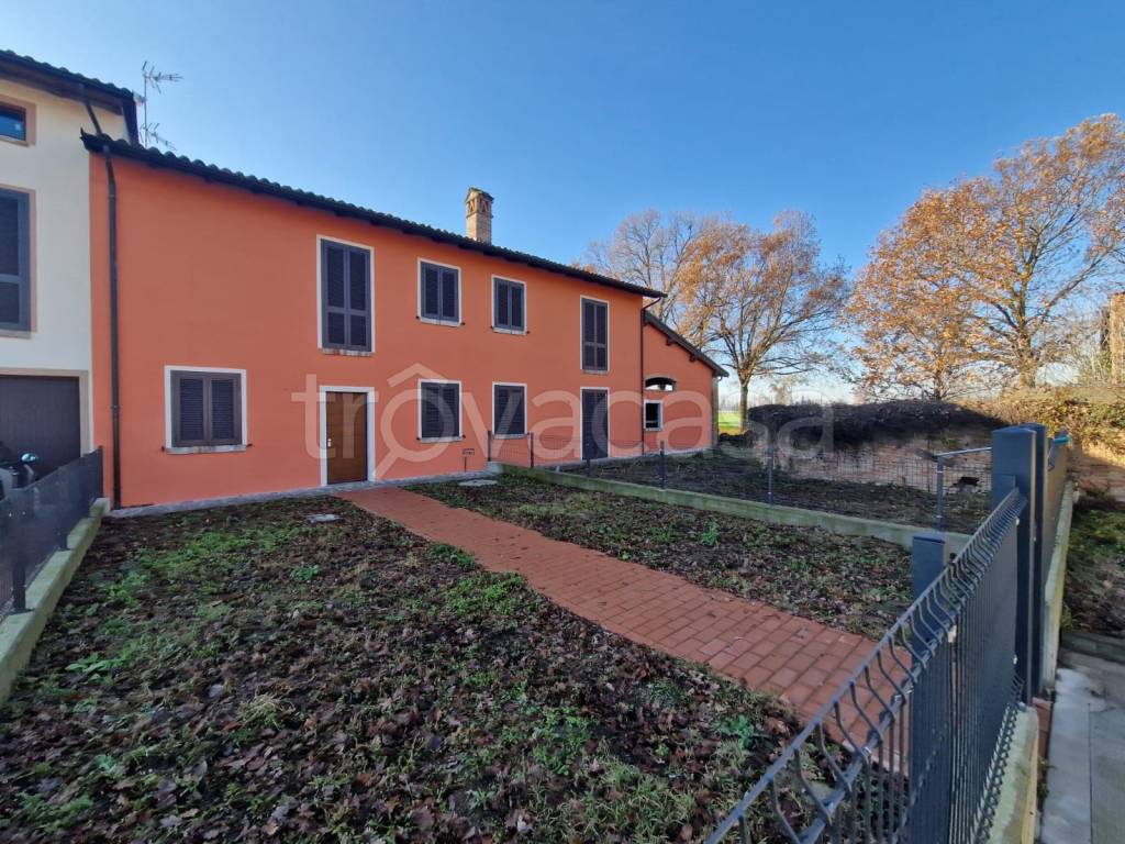 Villa a Schiera in vendita a Pontenure strada Comunale del Riglio