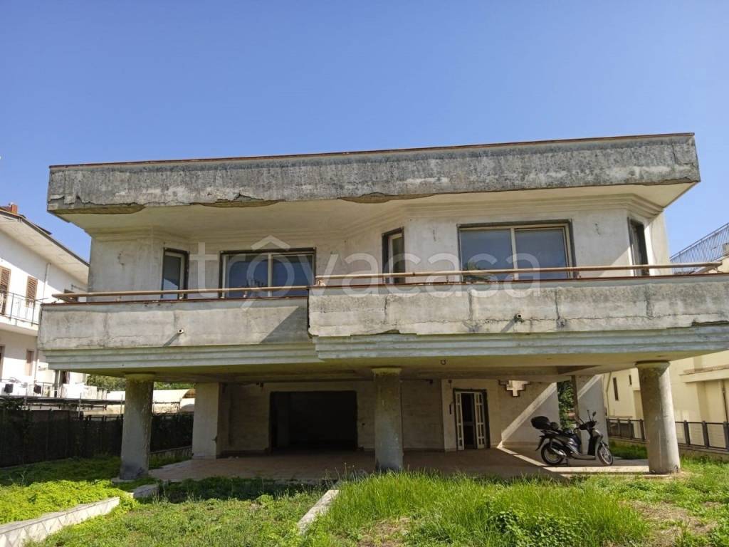Villa Bifamiliare in vendita a San Giuseppe Vesuviano via Scopari