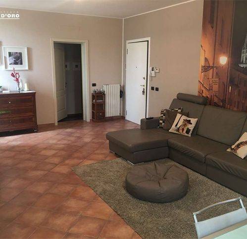 Appartamento in vendita a Modena via Fratelli Bandiera