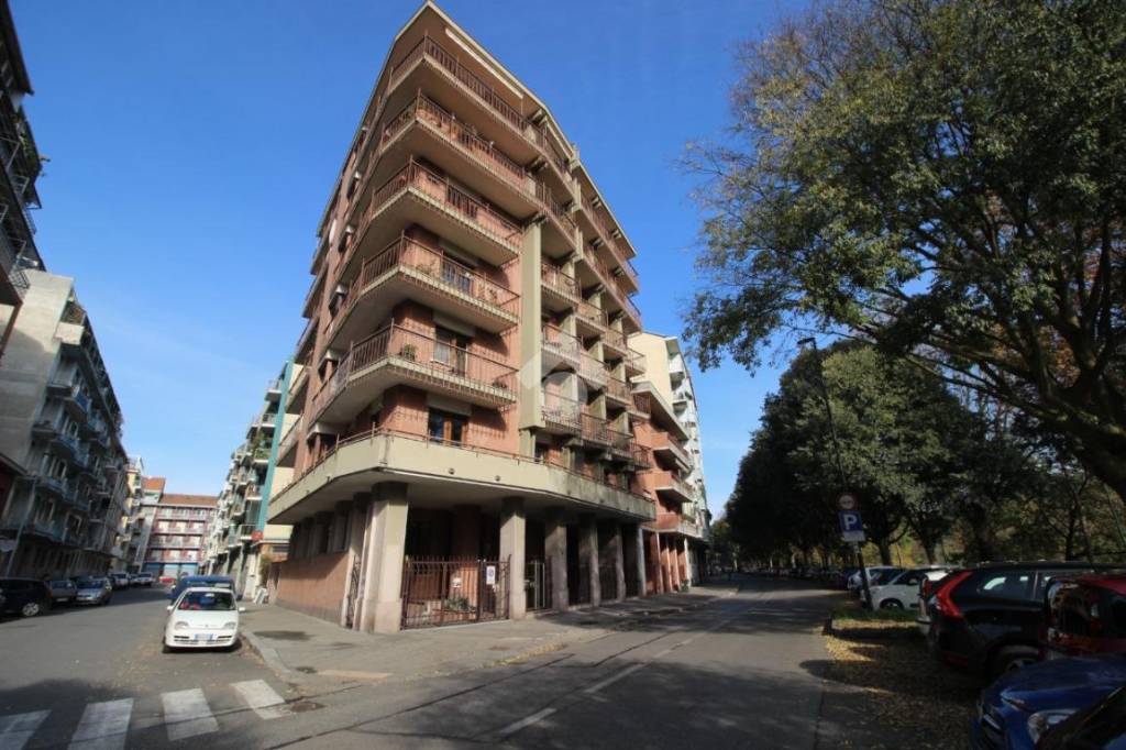Appartamento in vendita a Torino lungo po antonelli, 133