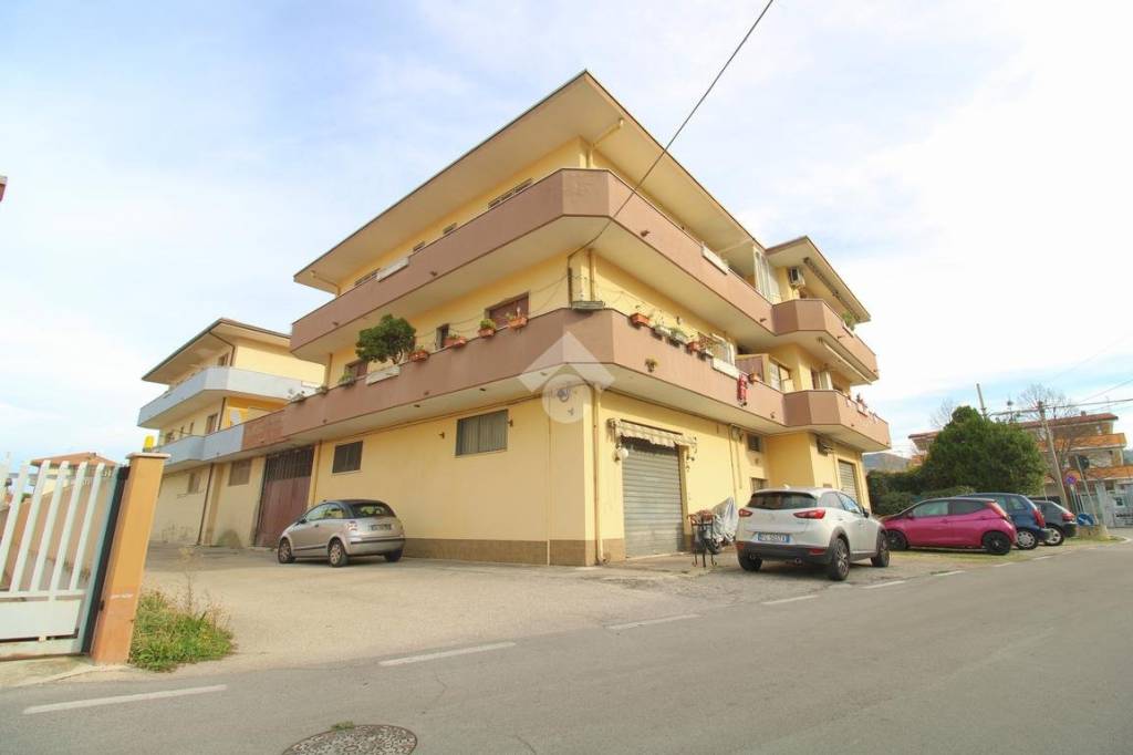 Appartamento in vendita a San Giovanni Teatino via Lago Maggiore, 9