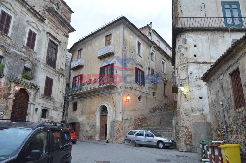 Appartamento in vendita a Corigliano-Rossano via Toscano Mandatoriccio, 37