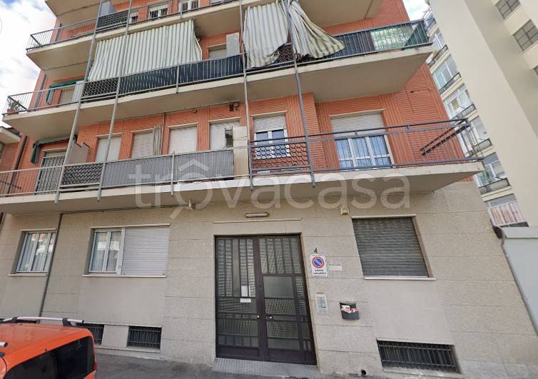 Appartamento in in vendita da privato a Torino via Sospello, 139